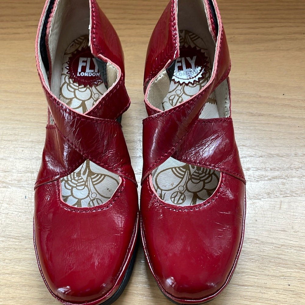 fly london yogo wedge